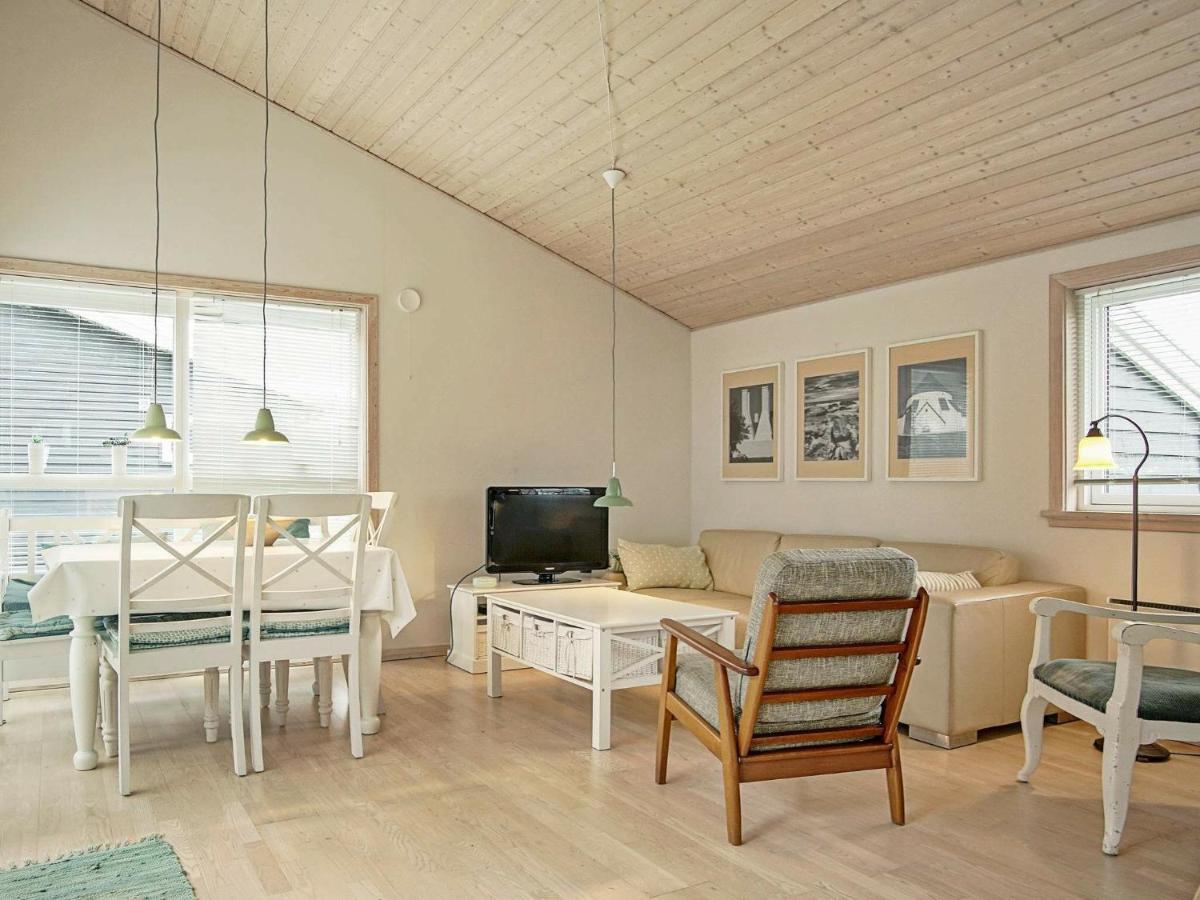 4 Person Holiday Home In Ґудем Екстер'єр фото